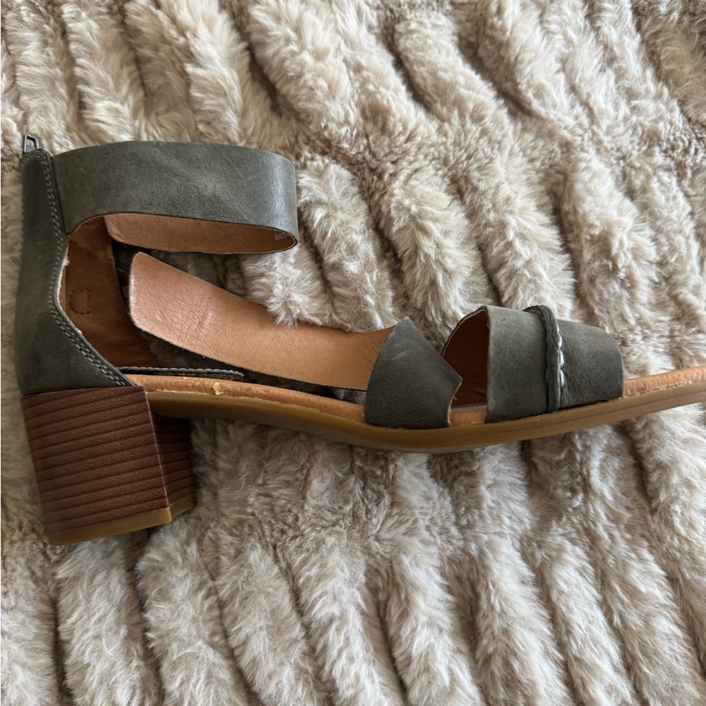 Sperry Top-Sider Women’s
LEATHER Adelia York - Picture 4 of 13